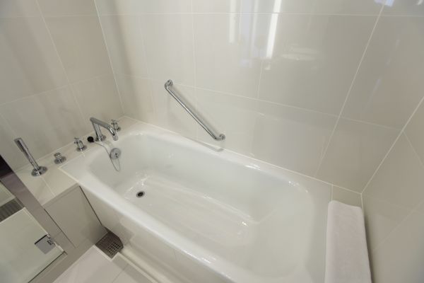 Cost of Bathtub Repair in Bradenton