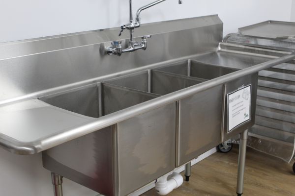 Cost of Utility Sink Installation in Bradenton